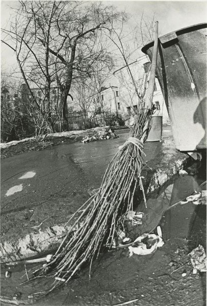 Весна. Из серии «Улица», 1986 год