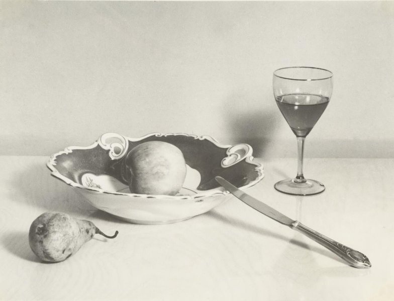 Натюрморт с фруктами, 1970-е. Выставка «Food фотография» с этим снимком.