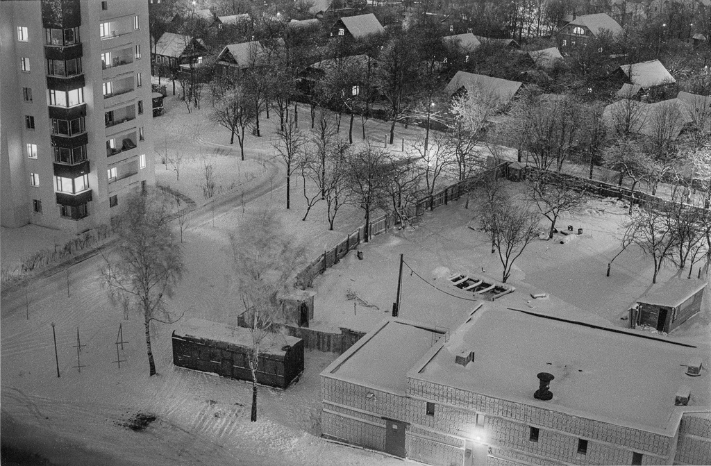 Ночной город, 17 февраля 1988, г. Саратов. Выставка «Путешествие в Саратов» с этой фотографией.