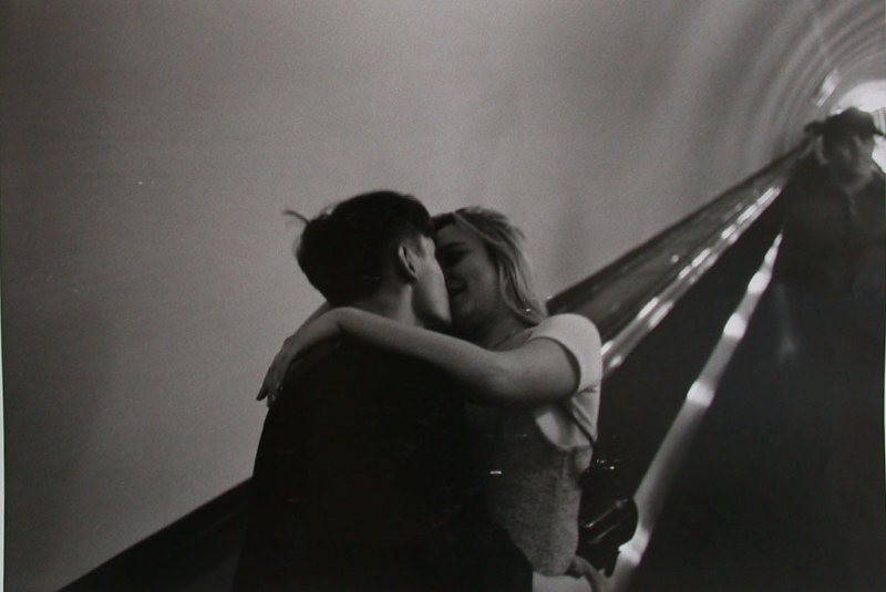 Москва, 1996, 1996 год, г. Москва. Выставки&nbsp;«Влюбленные», «Жизнь в дороге»&nbsp;и&nbsp;видео «Про любовь», «Пора гулять», «Поцелуй» с этой фотографией.