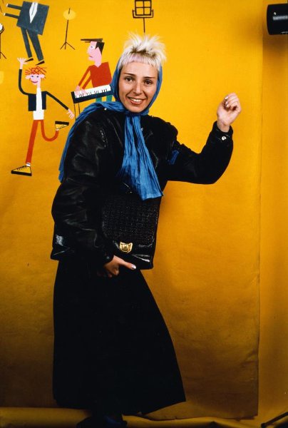 Жанна Агузарова, 1987 год. Выставки&nbsp;«10 модных фотографий: 1980-е»,&nbsp;«Мода ХХ века в 100 фотографиях»&nbsp;и «Яркие восьмидесятые: СССР на пороге перемен» с этой фотографией.