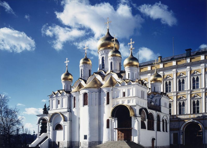 Благовещенский Собор, 1990-е, г. Москва. Видео «Один среди "итальянцев"» с этой фотографией.