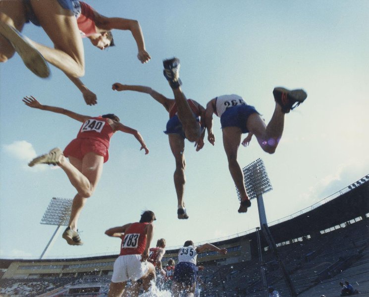 Через препятствие, 1979 год. Выставка «СССР в 1979 году» с этой фотографией.