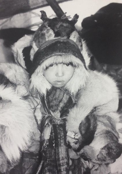 Игорь - будущий оленевод, 1986 год, Магаданская обл., Чукотский АО. Выставка «Север Сергея Бурасовского» с этой фотографией.