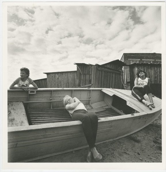 Без названия, 1995 год. Выставка «Дети 90-х» с этой фотографией.