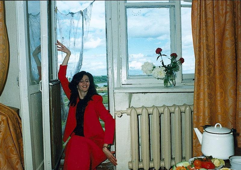 Йошкар-Ола, 1995 год, Республика Марий Эл, г. Йошкар-Ола. Видеолекция «Сергей Чиликов. Фотопровокации», выставка «Балконная жизнь» с этой фотографией.