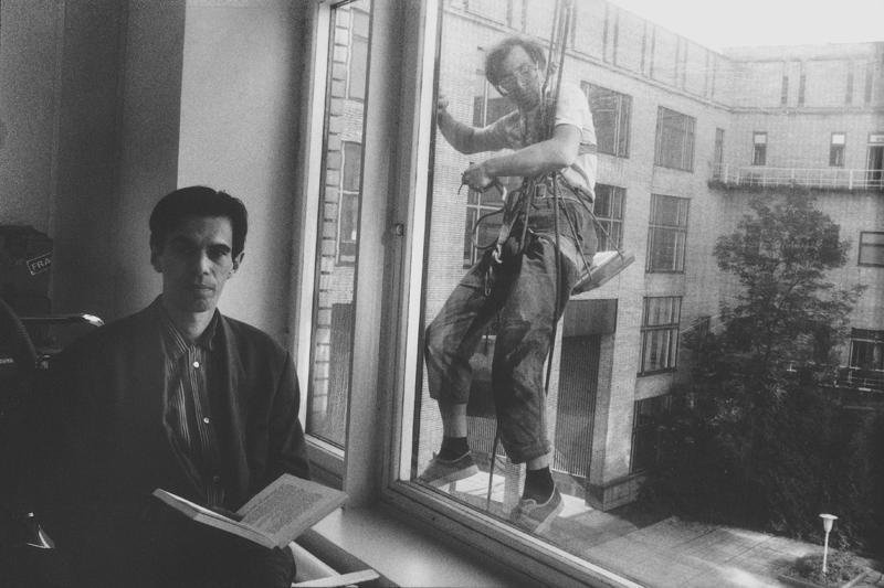 Никола Овчинников, 1995 год, г. Москва. Выставка «"Студия 50А"» с этой фотографией.