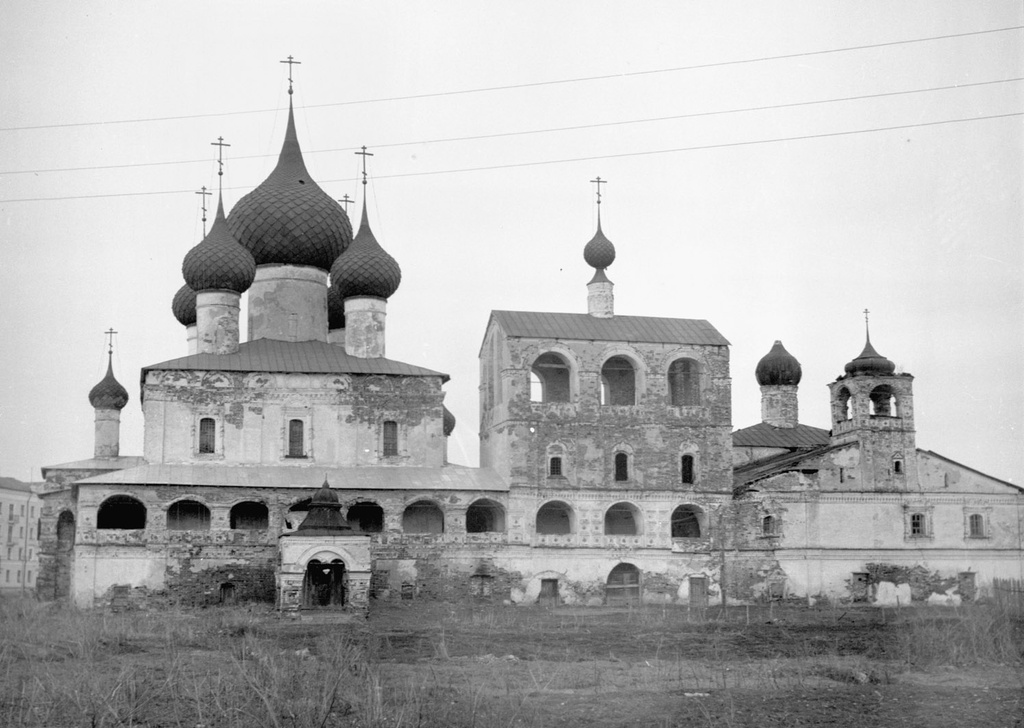 Воскресенский монастырь углич фото