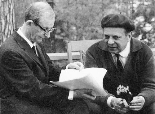 Академик Юлий Харитон и один из его ближайших друзей и сотрудников, Герой Социалистического Труда, физик-экспериментатор и изобретатель Вениамин Аронович Цукерман, 1960-е