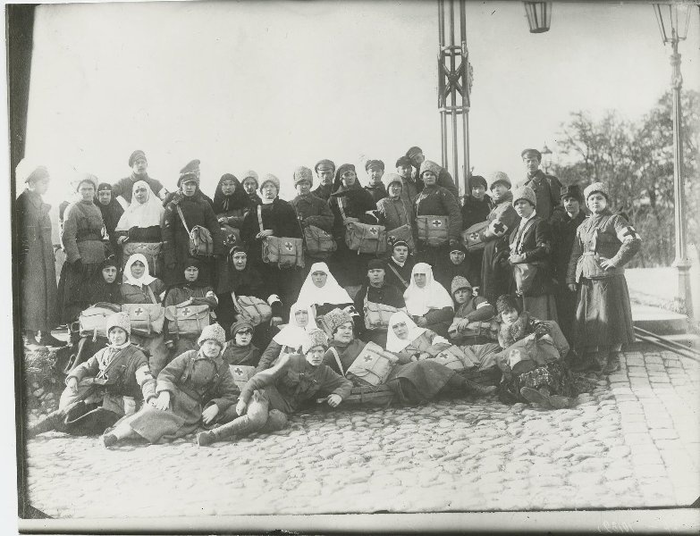 Женский санитарный отряд коммунисток, 1919 год. Выставка «Красный Крест: милосердие вне времени» с этой фотографией.&nbsp;