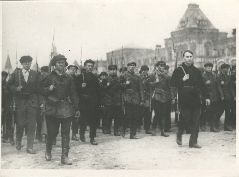 Добровольцы перед отправкой на фронт, 1918 - 1922, г. Москва