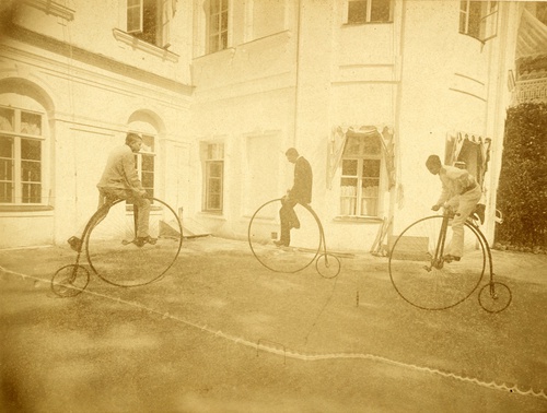 Катание на велосипедах в Михайловском, 1880-е, Московская губ., Подольский у.
