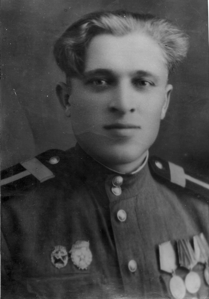 Николай Ильич Никулин, 12 октября 1943, г. Курск. Фотография из архива пользователя Светланы.