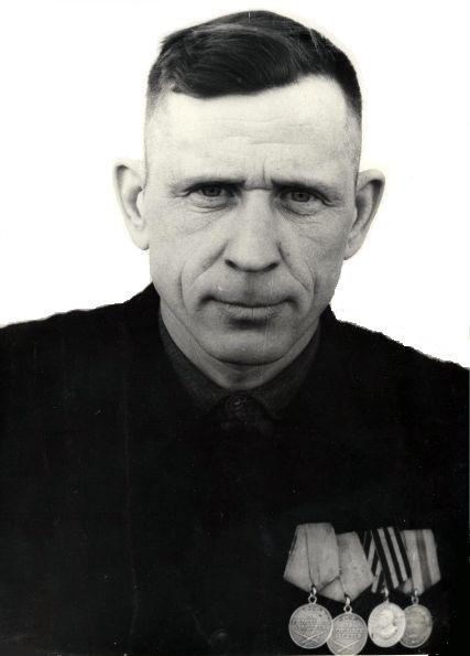 Без названия, 1950-е, Свердловская обл., г. Талица. Фотография из архива пользователя Евгения Александровича.