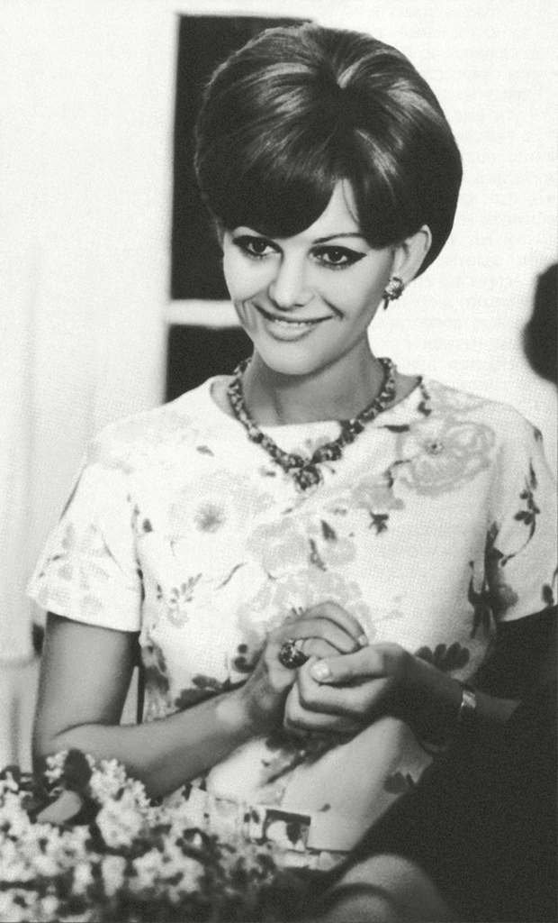 Актриса Клаудия Кардинале, 1967 год. Выставка «Люди в объективе Александра Стешанова» с этой фотографией.