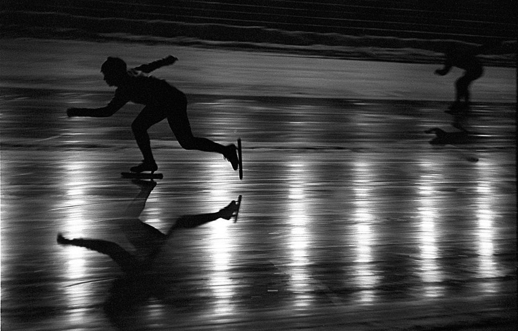 На ледяных дорожках, 1963 год, г. Челябинск. Выставки&nbsp;«Искусство движения» и&nbsp;&nbsp;«На коньках» с этой фотографией.