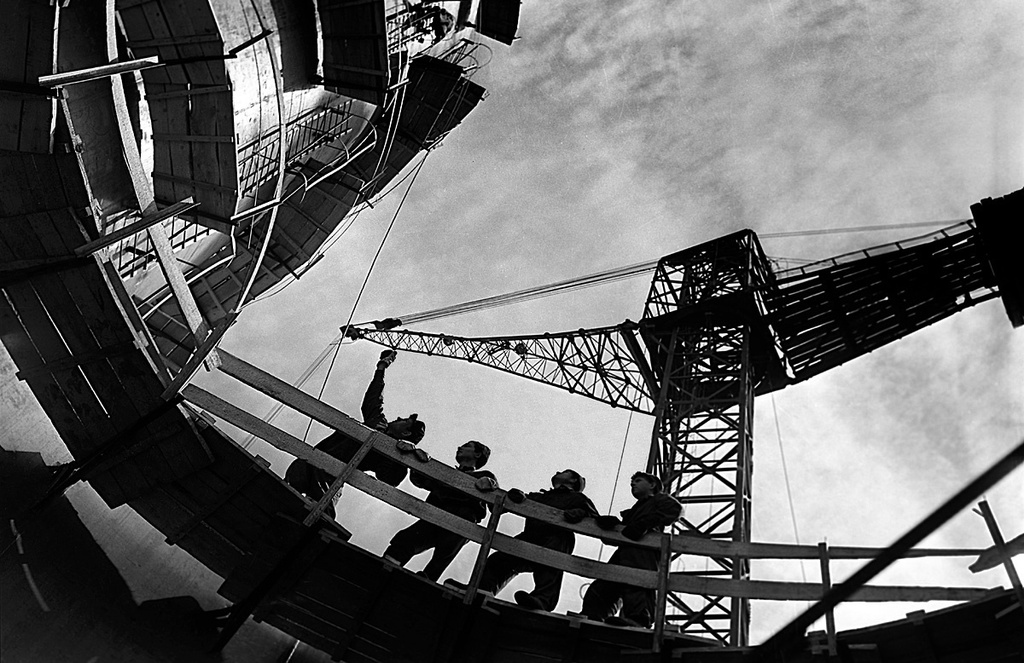 ЧМЗ. Строительство градирни кислородно-конвертерного комплекса, 1960 - 1979, г. Челябинск