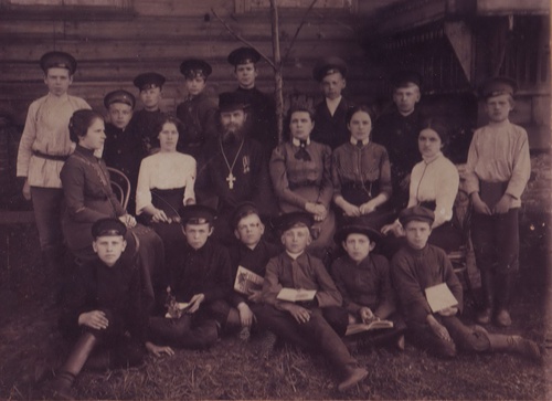 Учащиеся, 1 сентября 1910 - 1 сентября 1912, Вятская губ., пос. Ижевский завод