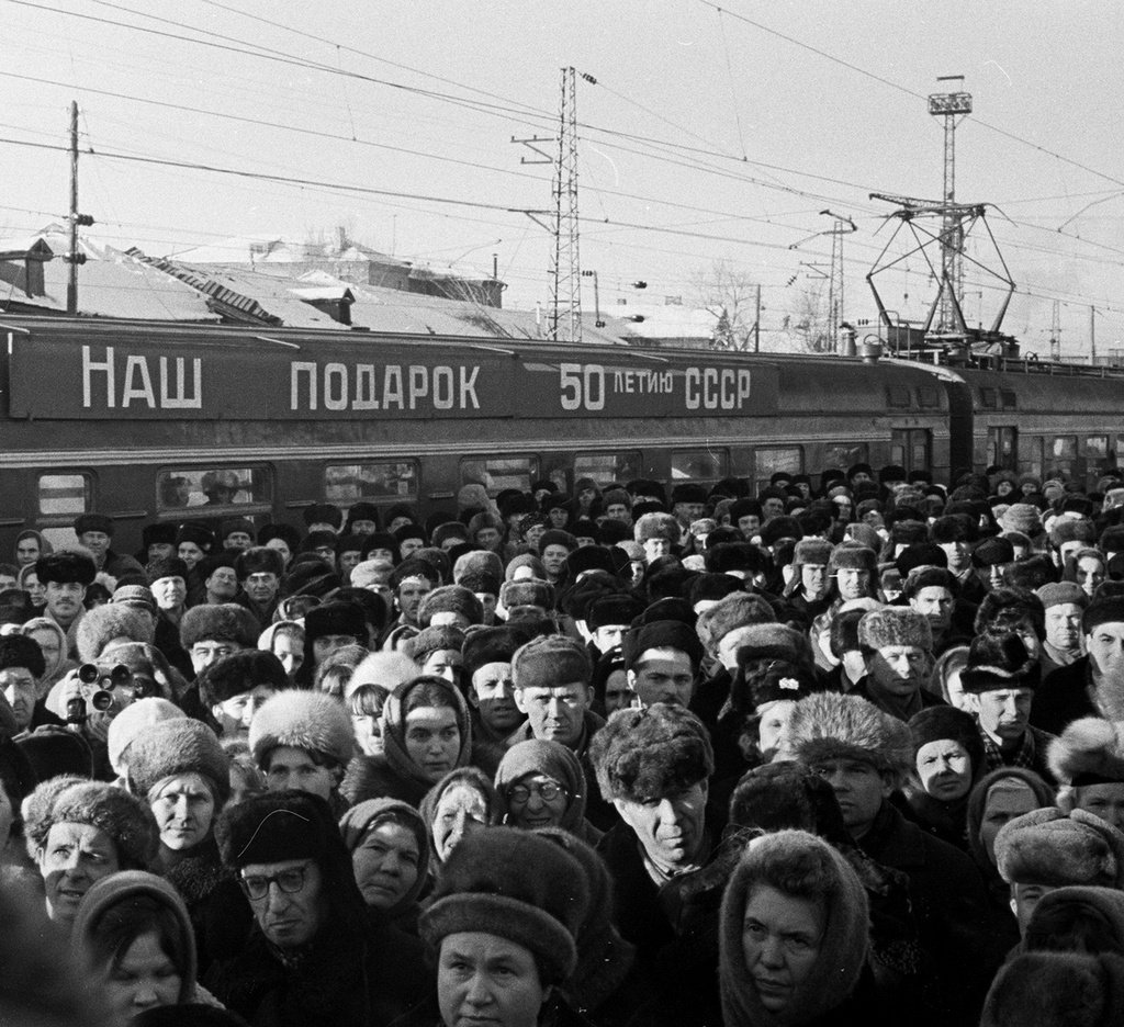 Первый электропоезд в Казани – 2, 1972 год, Татарская АССР, г. Казань. 