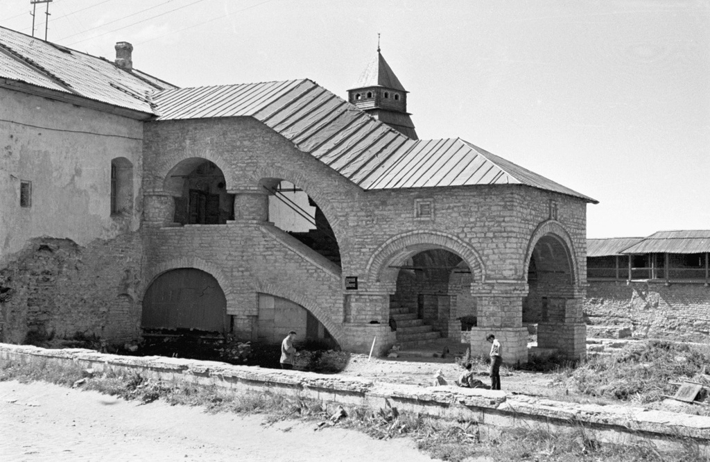 Приказные палаты Псковского кремля, июнь - сентябрь 1969, г. Псков. 