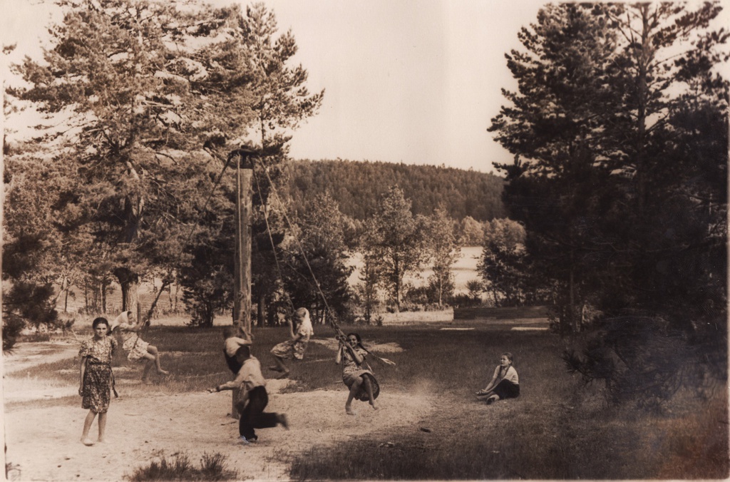 Фото "Пионерский лагерь отдыха", 1 июня 1950 - 31 августа 1960 ...