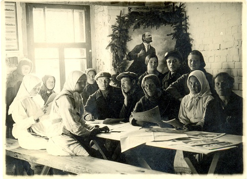 Красный уголок при типографии, 1924 - 1939, г. Козьмодемьянск