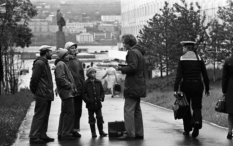Уличная сценка, 1979 год, Камчатская обл., г. Петропавловск-Камчатский