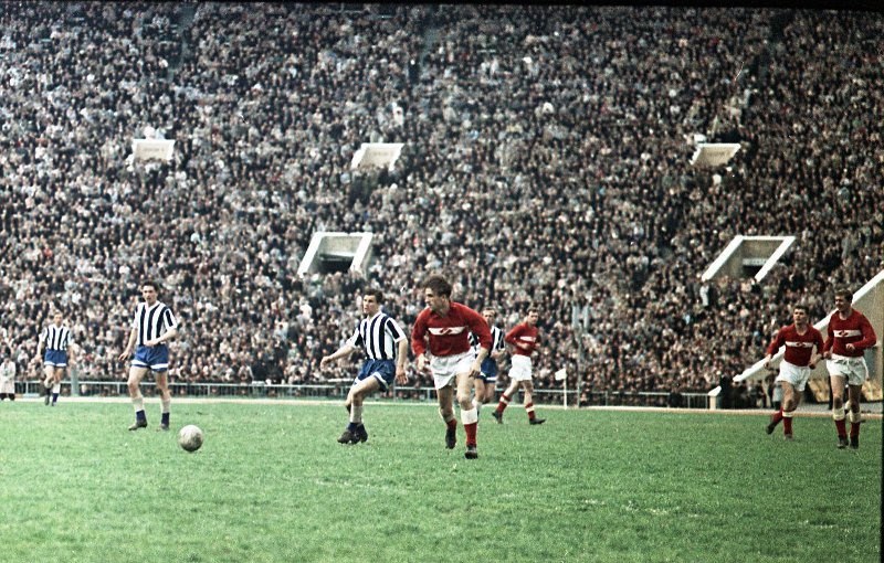 Футбольный матч, 1956 - 1959, г. Москва. Выставка «Все на матч!» с этой фотографией.