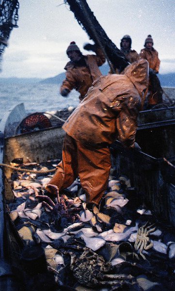 Рыбаки, 1979 год, Камчатская обл.. Выставка «"Там, где всегда полночь". Камчатка» с этой фотографией.&nbsp;