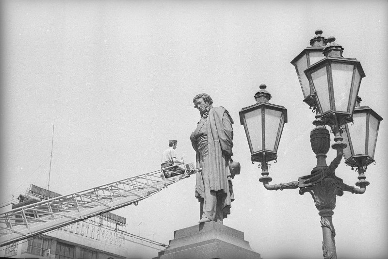 Памятник Александру Пушкину на Пушкинской площади, 1955 - 1960, г. Москва