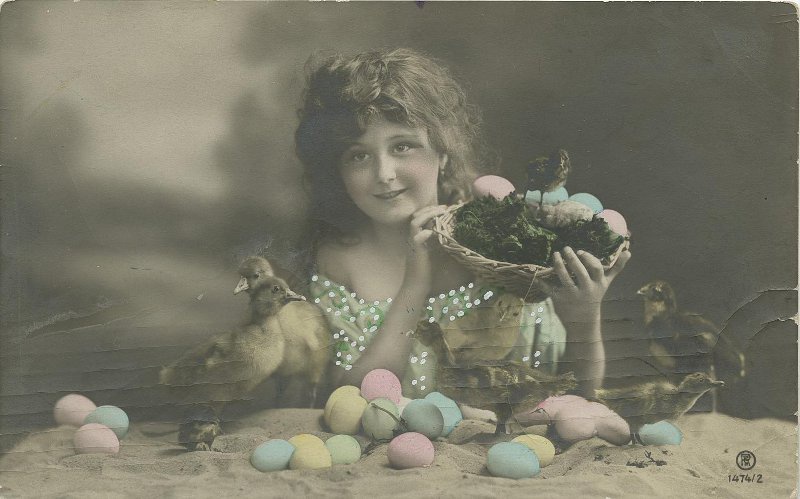 Женский портрет, 1909 год. Выставки&nbsp;«Живые открытки»&nbsp;и «А где же яйца?» с этой фотографией.