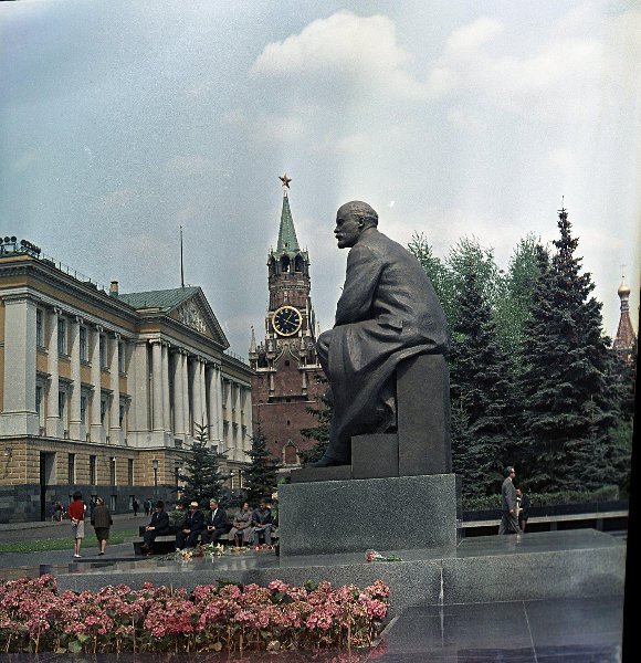 Ленину 150: даже во время эпидемии гродненские коммунисты не забыли про вождя