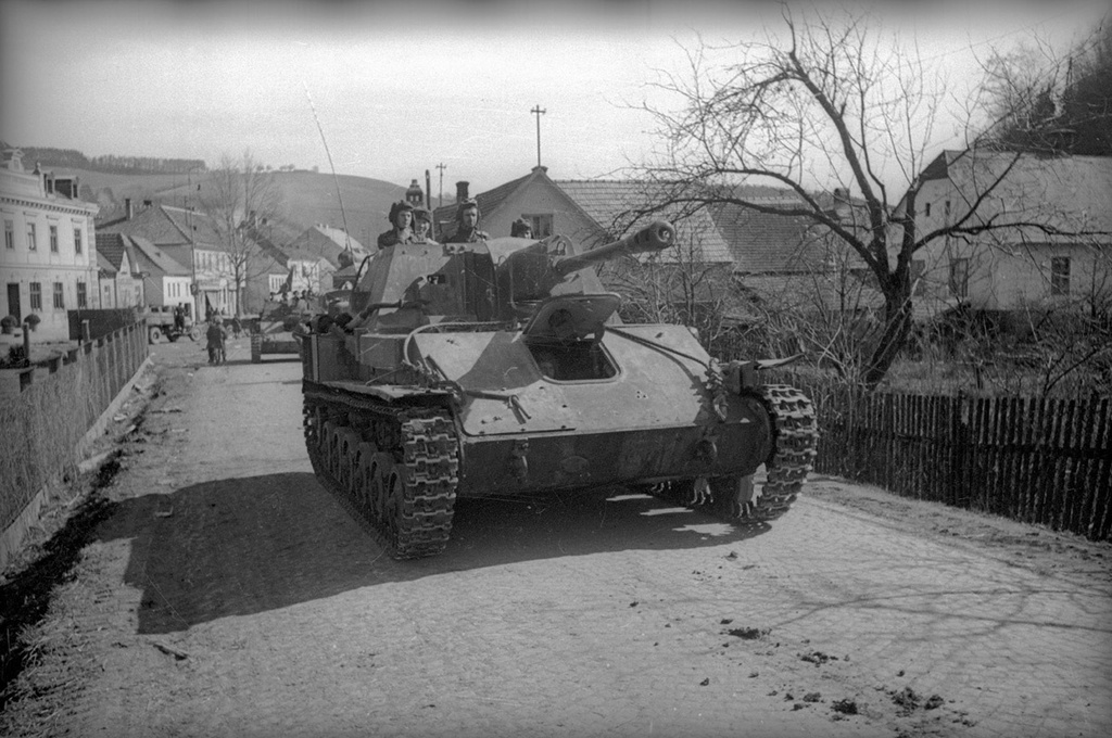 Советские танки на улицах Бухареста, август - сентябрь 1944, Румыния, г. Бухарест