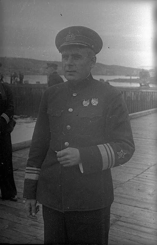 Командующий Северным флотом вице-адмирал Арсений Головко, 1941 год, г. Североморск