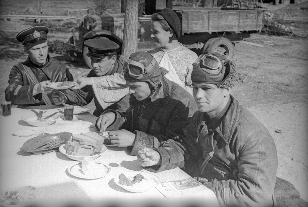 Обед в эскадрилье Бориса Сафонова, 22 июня 1941 - 31 декабря 1941, Кольский п-ов