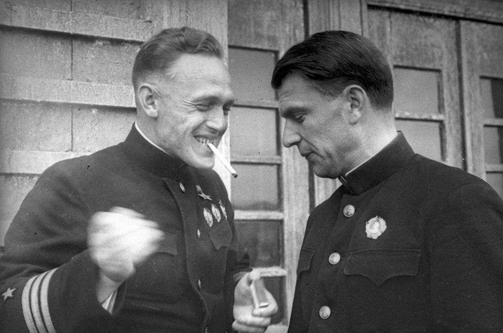 Командир подводной лодки Герой Советского Союза Валентин Стариков, 1942 год