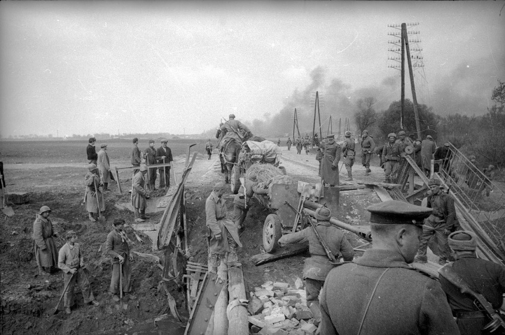 Дороги войны. Марш на Берлин. Переправа, 16 апреля 1945 - 2 мая 1945, Германия