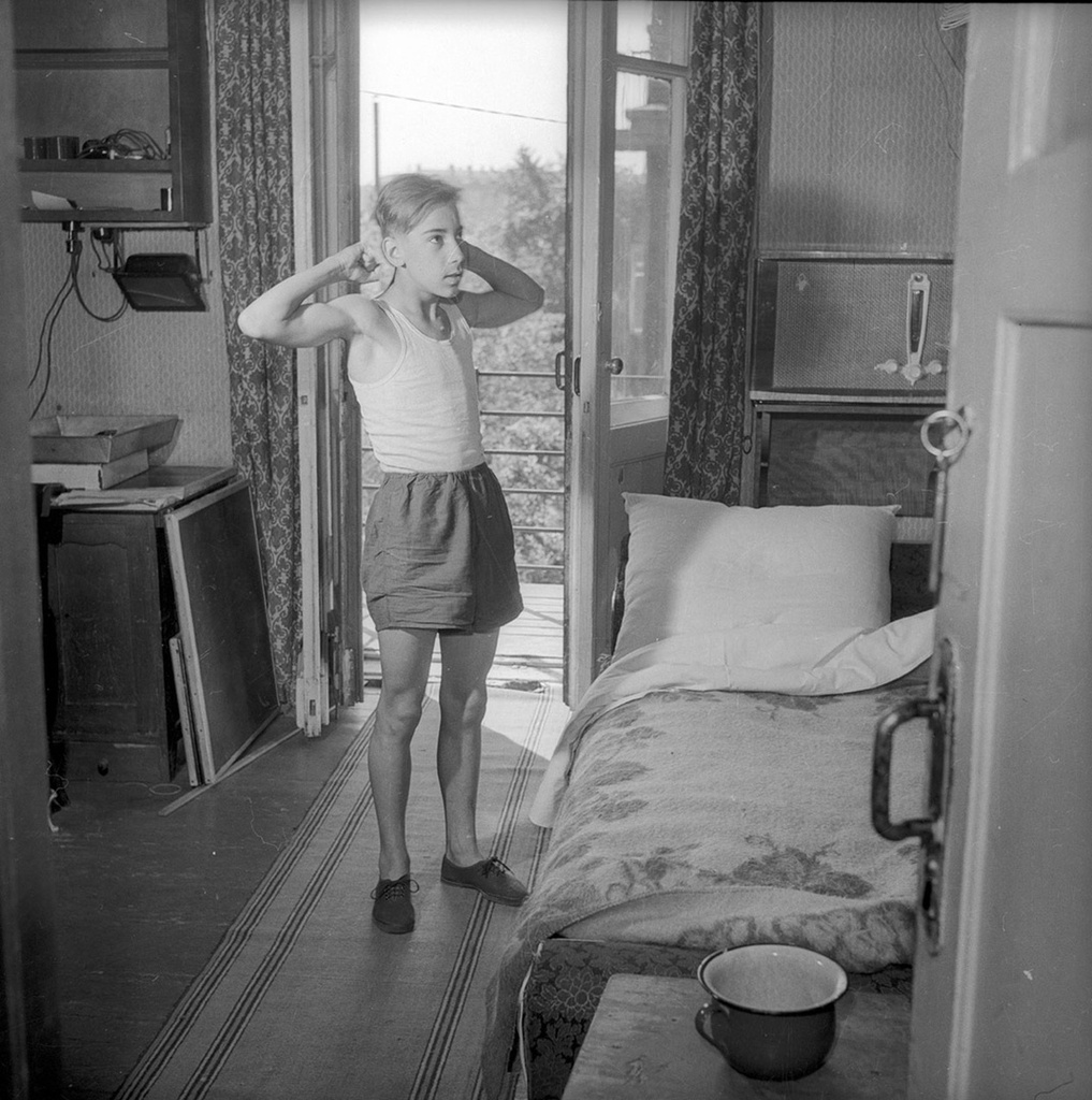«Доброе утро, Вовка!», 1956 год. Выставки «Утро в городе» с этой фотографией.