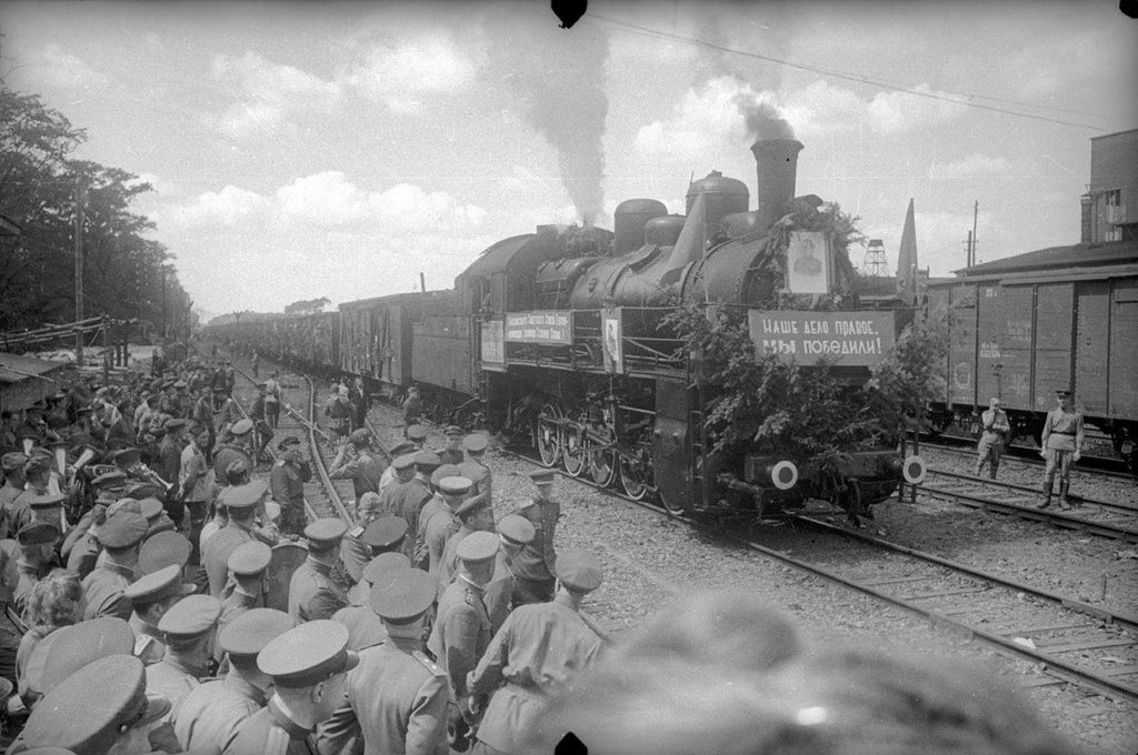 Фото поезда победы 1945