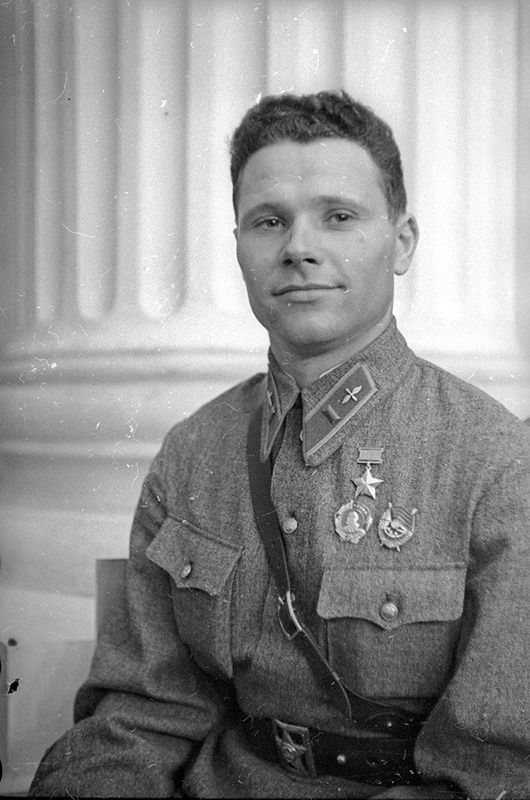 Герой Советского Союза Николай Константинович Леонченко, 1940 год, г. Москва