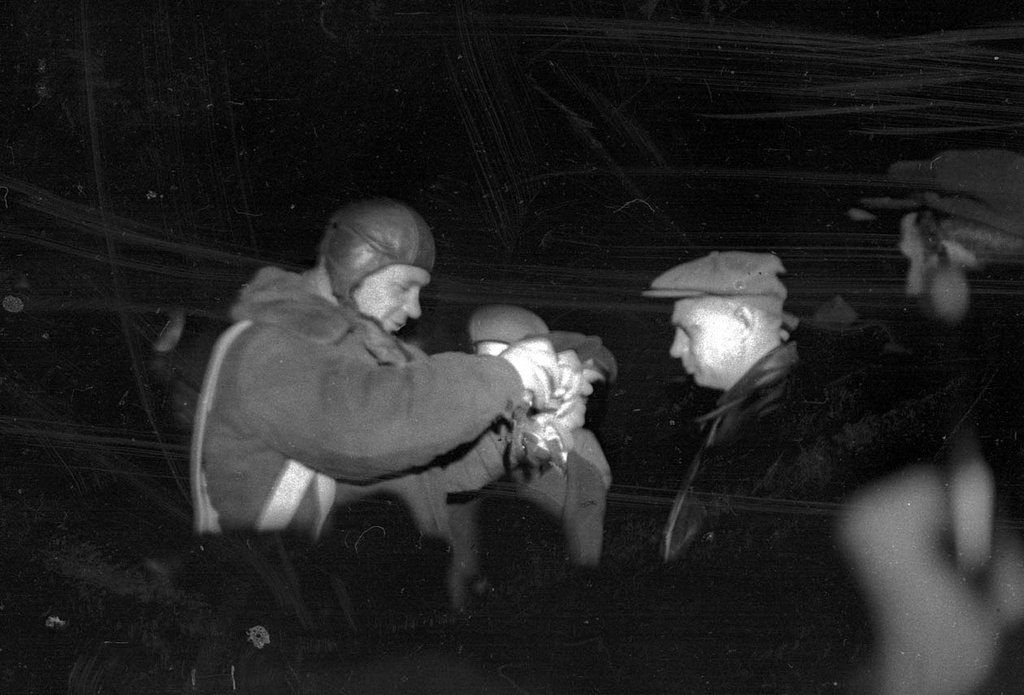 Коккинаки на старте, апрель 1939, Московская обл.. Серия «Перелет Коккинаки и Гордиенко».