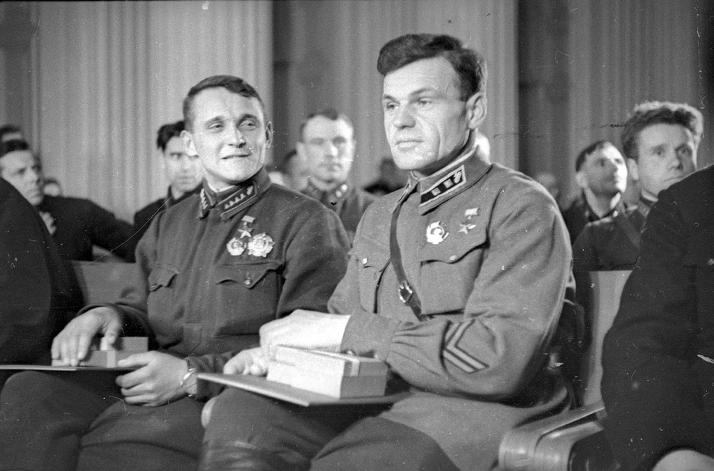 Герои Советского Союза Иван Просолов и Евгений Мороз, 1939 год, г. Москва