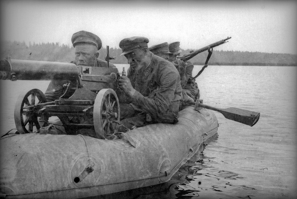 Пулемет на надувной лодке, 1939 год