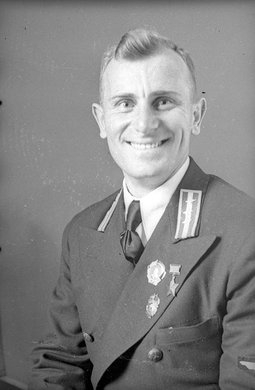 Герой Советского Союза Александр Яковлев, 1940 год, г. Москва