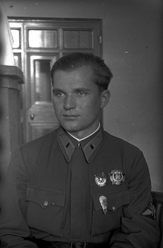Герой Советского Союза Евгений Степанов, 4 ноября 1939, г. Москва. 