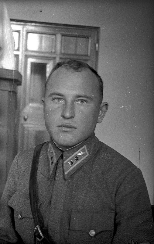 Лейтенант Якименко, 1940 год, г. Москва