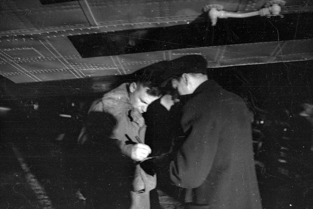 Коккинаки на старте, апрель 1939, Московская обл.. Серия «Перелет Коккинаки и Гордиенко».