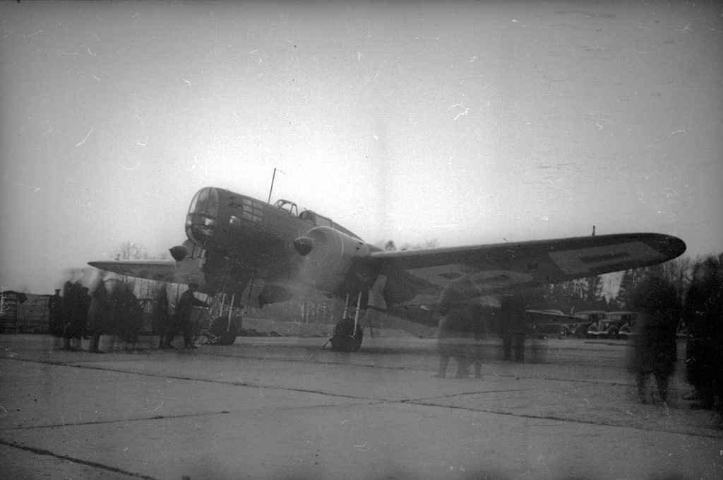 Самолет «Москва», апрель 1939, Московская обл.. Из серии «Перелет Коккинаки и Гордиенко».