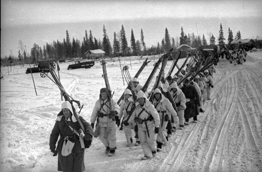 Советско-финская война. Лыжный батальон направляется на передовые позиции, 1 декабря 1939 - 29 февраля 1940