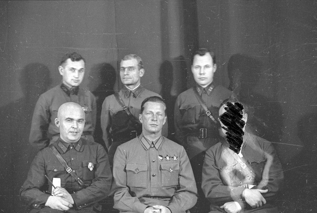 Михаил Громов в школе ВЦИК, 1935 год. Выставка «Два советских ордена» с этой фотографией.